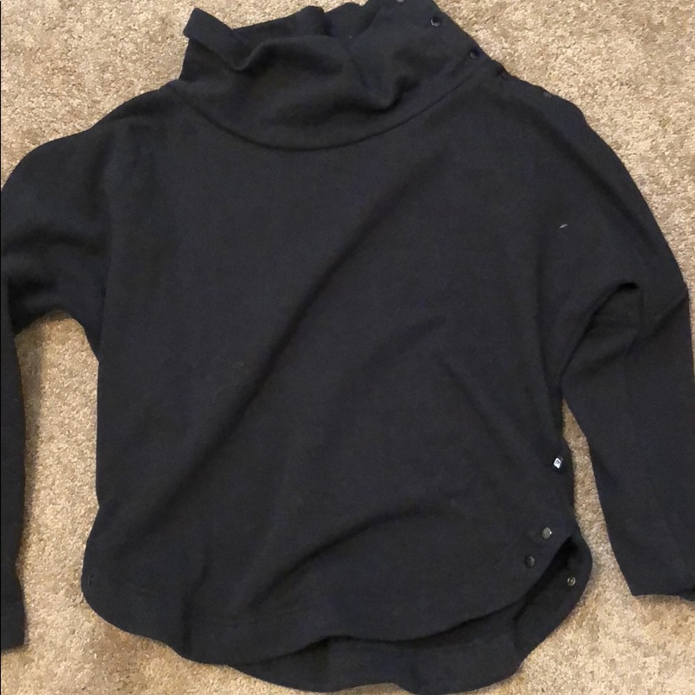 Fabletics sweatshirt
